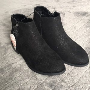 Children Boot Black and sparkling silver shine dot